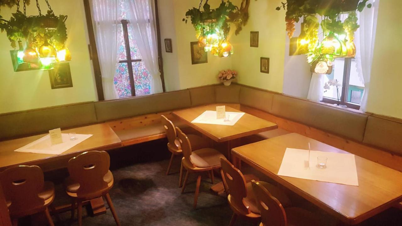Hotel-Restaurant-Krone Bad Bruckenau Bagian luar foto