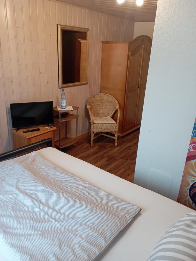Hotel-Restaurant-Krone Bad Bruckenau Bagian luar foto